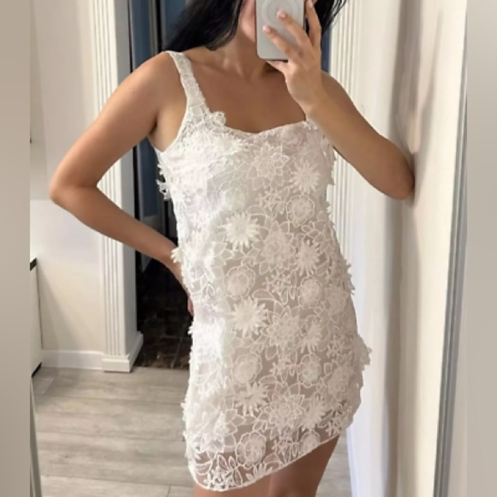 Zara Embroidered White Floral Dress